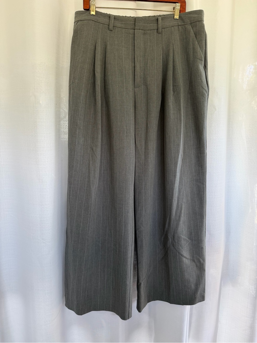 Maeve Anthropologie The Avery Gray Pinstripe Pleated Wide Leg Trousers Pants XL